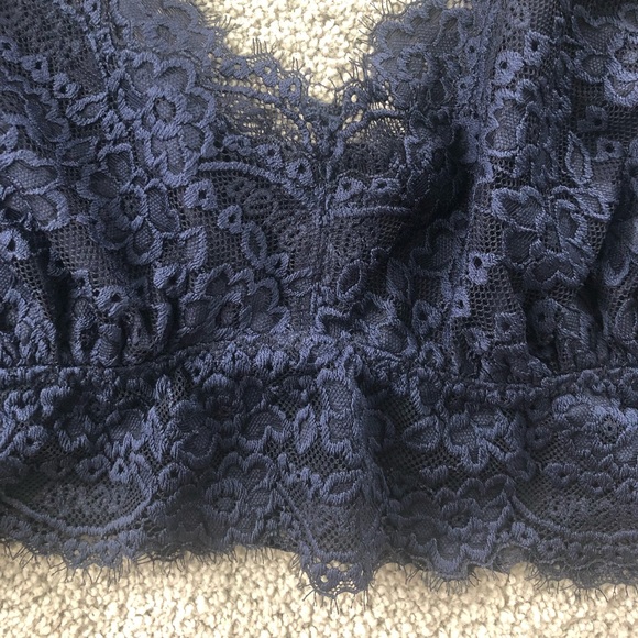 Aerie Bralette (Maroon & Blue) - Picture 5 of 8